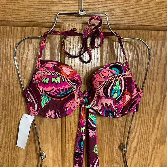 Xhilaration-Pink Sangria Push Up Bikini Top with tie neck and back straps - Picture 1 of 7